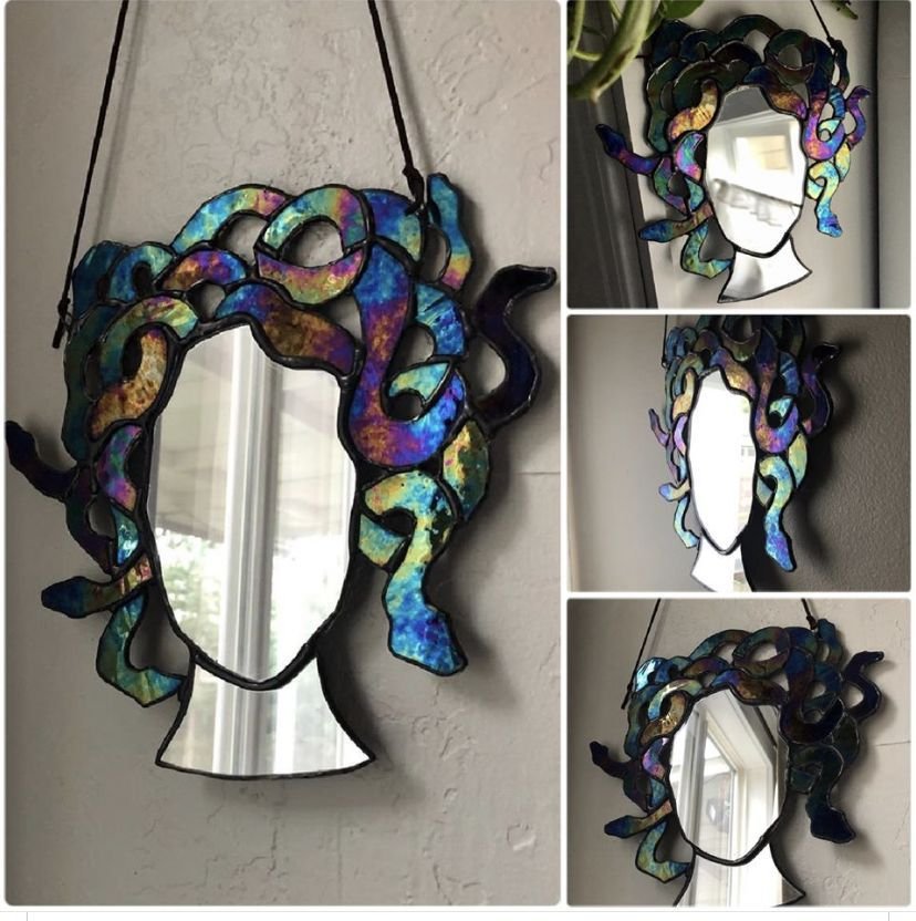 MythicMirror™ Méduse Miroir en Verre Mosaïque Solaire