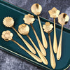 BlossomSpoon™ – Ensemble de 8 Cuillères à Thé Fleuries en Acier Inoxydable