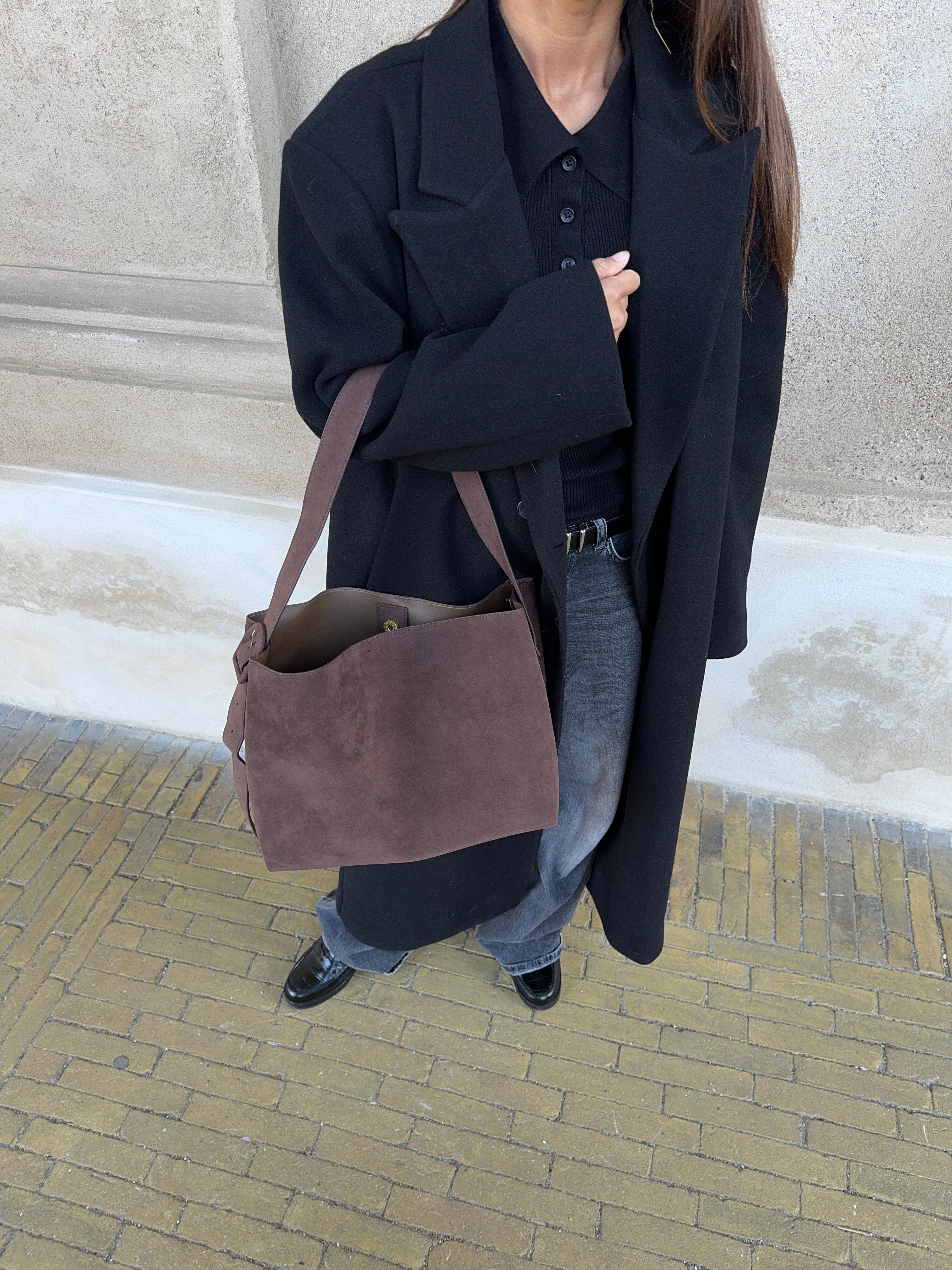 SuèdeChic™ Sac Porté Épaule Barcelona – Brun Foncé