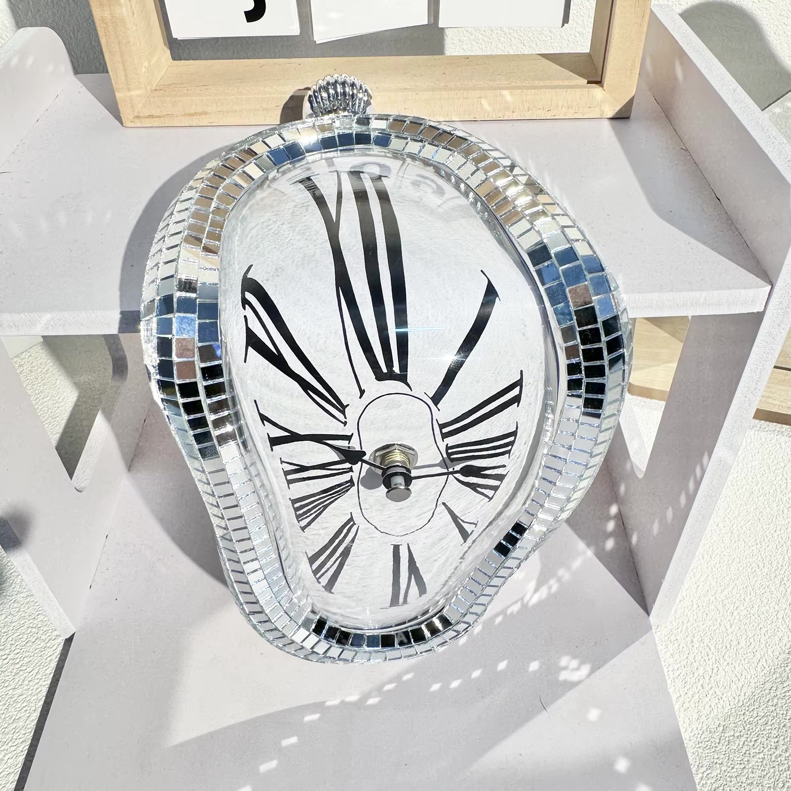 TimeTwist™ Horloge Fondante Déformée Inspirée par Salvador Dalí