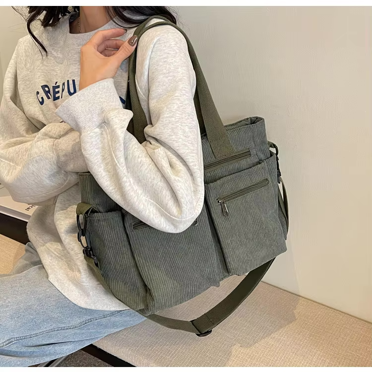 TrendTote™ – Sac Bandoulière Tendance en Velours Côtelé