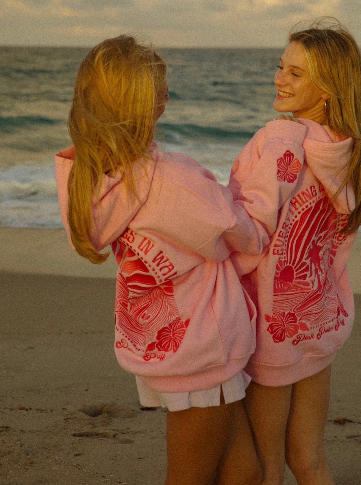 BreezeWave™ Hoodie avec Imprimé Coucher de Soleil Époustouflant
