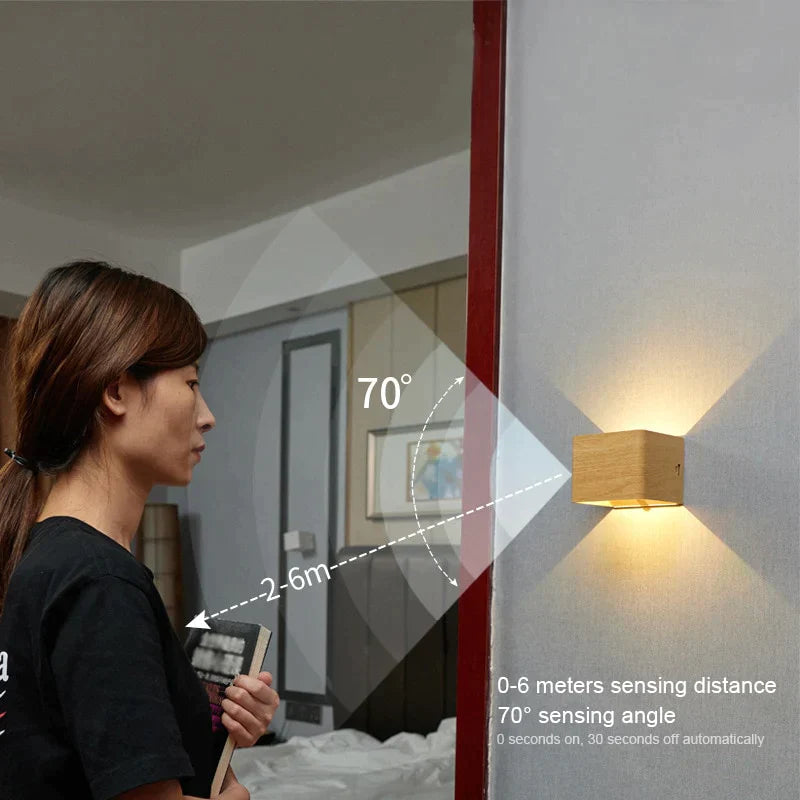 LumenCube™ | La lampe murale sans fil et luxueuse! - Science Factory FR